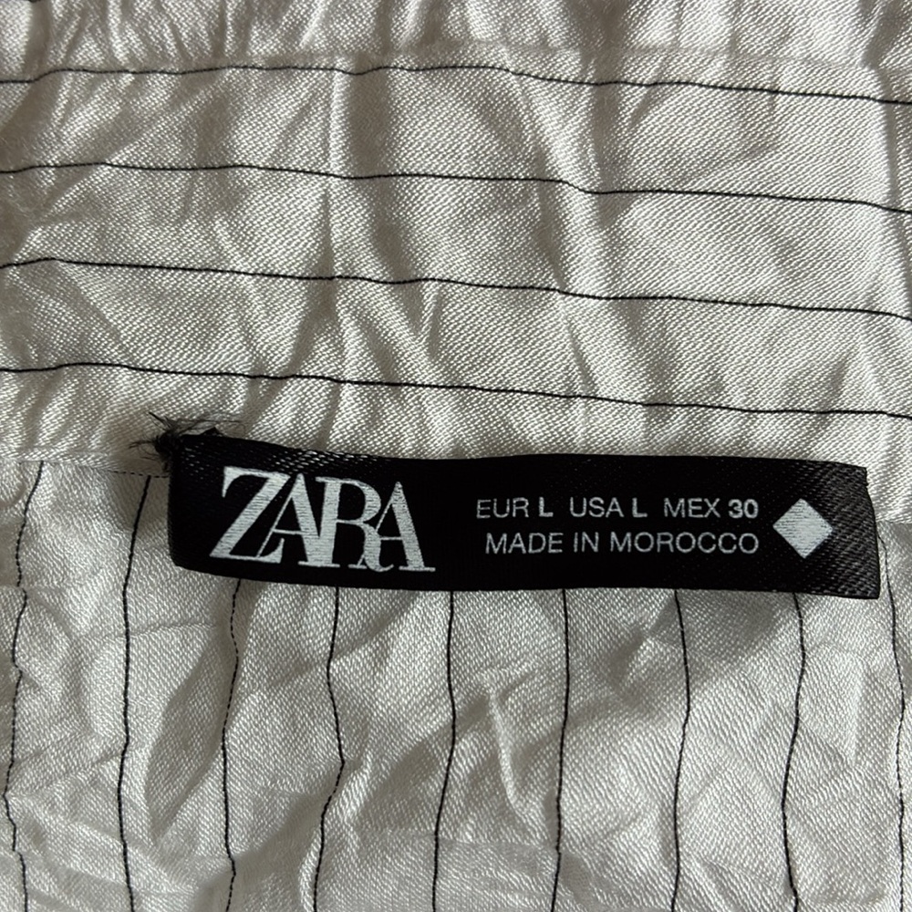 NWOT. Zara White/Black Oversized Crushed Striped Shirt. Size L. - Picture 11 of 13